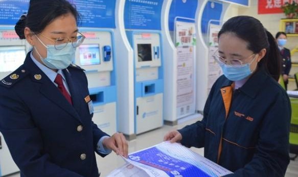 满冠体育官方网站- 爱德华兹绝杀灰熊取五连胜  
