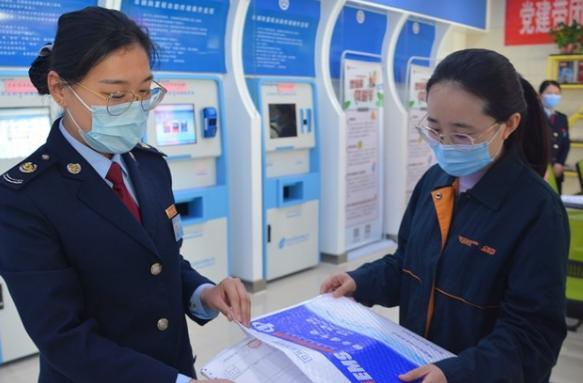  爱德华兹绝杀灰熊取五连胜  